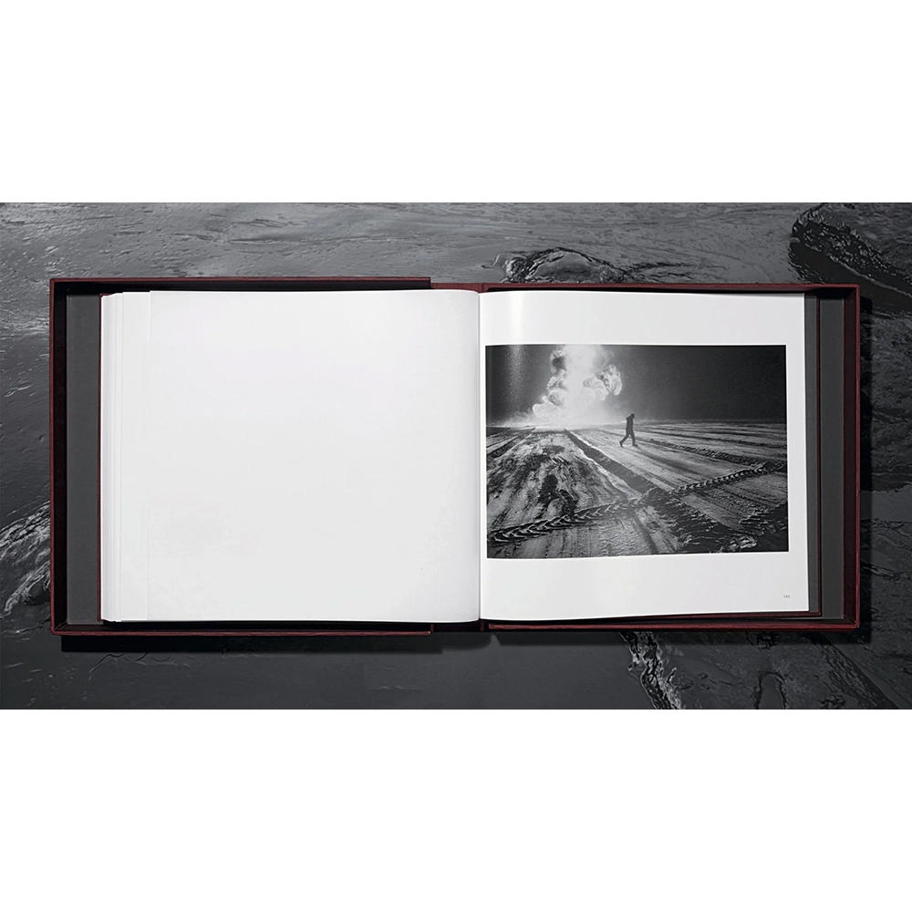 【Collector’s Edition】Sebastião Salgado. Kuwait. A Desert on Fire  (セバスチャン・サルガド) 写真集 ※ご注文より1週間～10日程度で発送予定