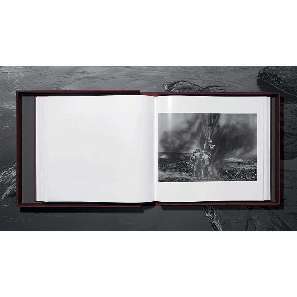 【Collector’s Edition】Sebastião Salgado. Kuwait. A Desert on Fire  (セバスチャン・サルガド) 写真集 ※ご注文より1週間～10日程度で発送予定