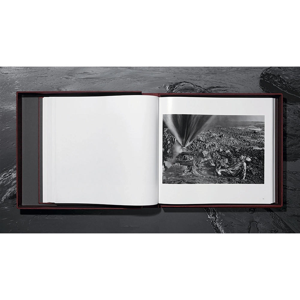 【Collector’s Edition】Sebastião Salgado. Kuwait. A Desert on Fire  (セバスチャン・サルガド) 写真集 ※ご注文より1週間～10日程度で発送予定