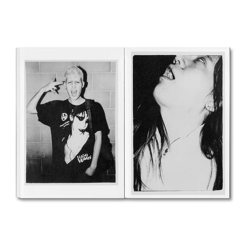 【予約】THE SOUND OF DIRT AND BEAUTY by Jesse Glazzard（ジェシー・グラザード）写真集 ※8月下旬～9月上旬頃入荷予定