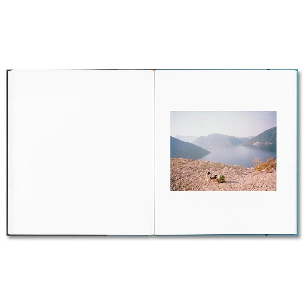 【予約／サイン本】MOUNTAIN BLACK HEART by Irina Rozovsky（イリーナ・ロゾフスキー）写真集　※8月下旬～9月上旬頃入荷予定