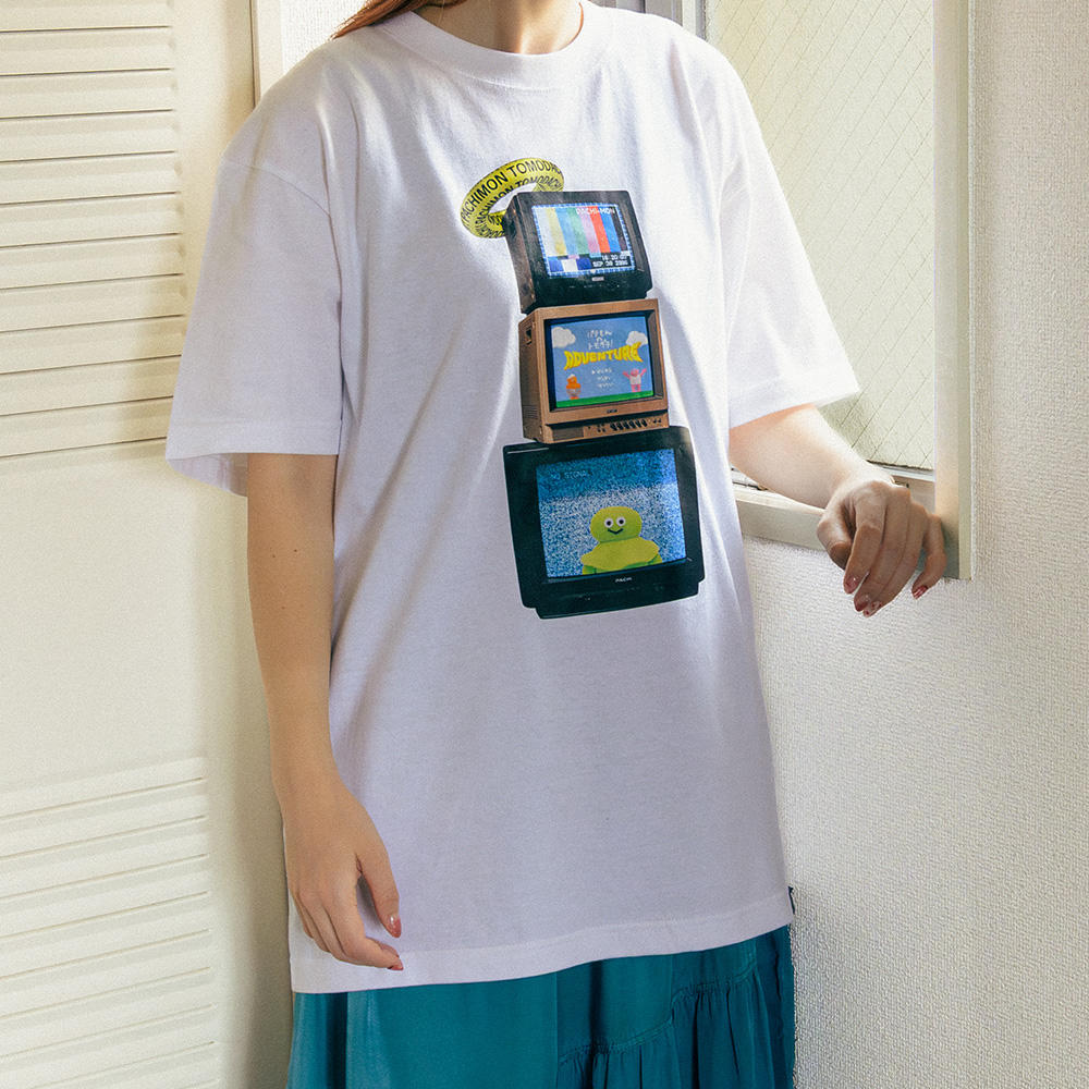 【サイズ選択可】パチもんのトモダチ！グラフィックTシャツ（ホワイト）／The TOMODACHI！