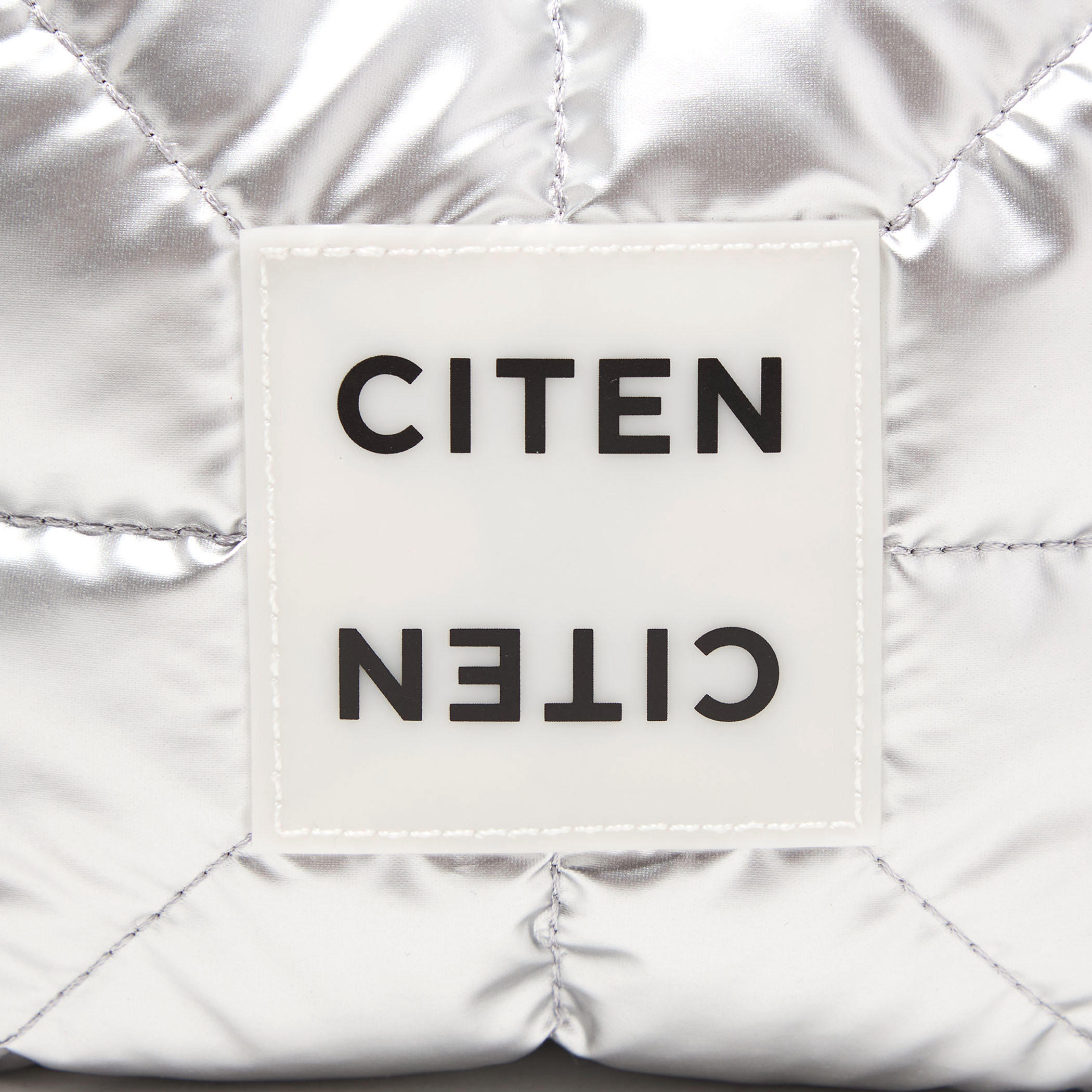 【蔦屋書店感謝祭_202609】CITEN パデッドスクエアポーチ×蔦屋書店