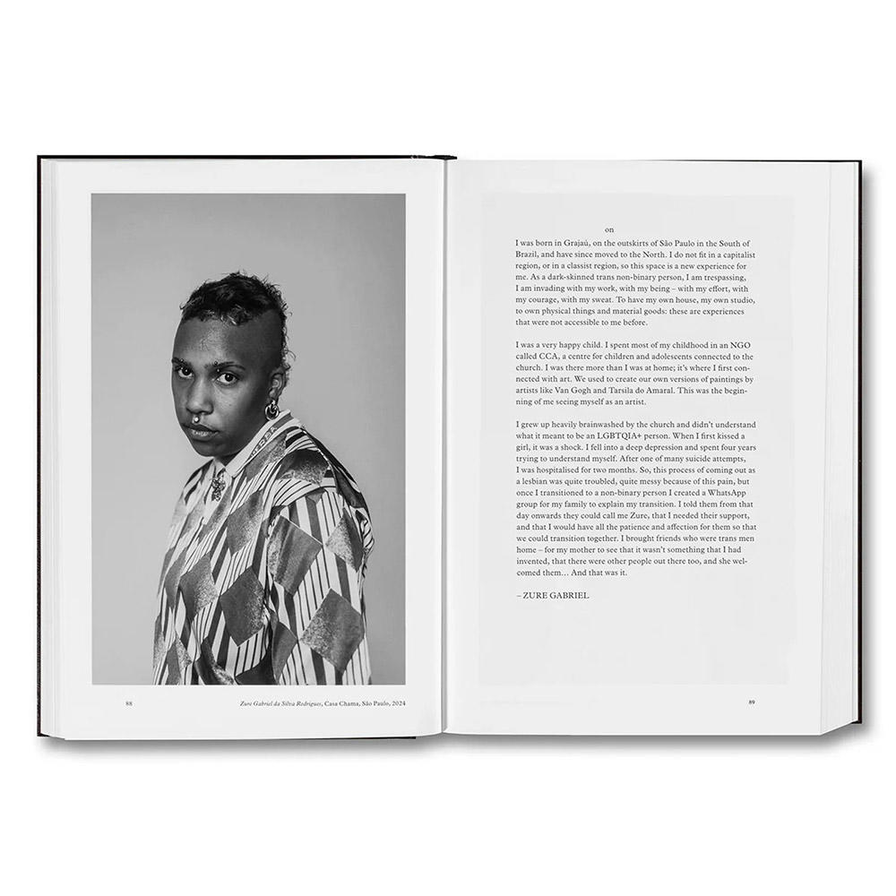 【予約】FACES AND PHASES by Zanele Muholi（ザネレ・ムホリ） 写真集 ※10月中旬入荷予定